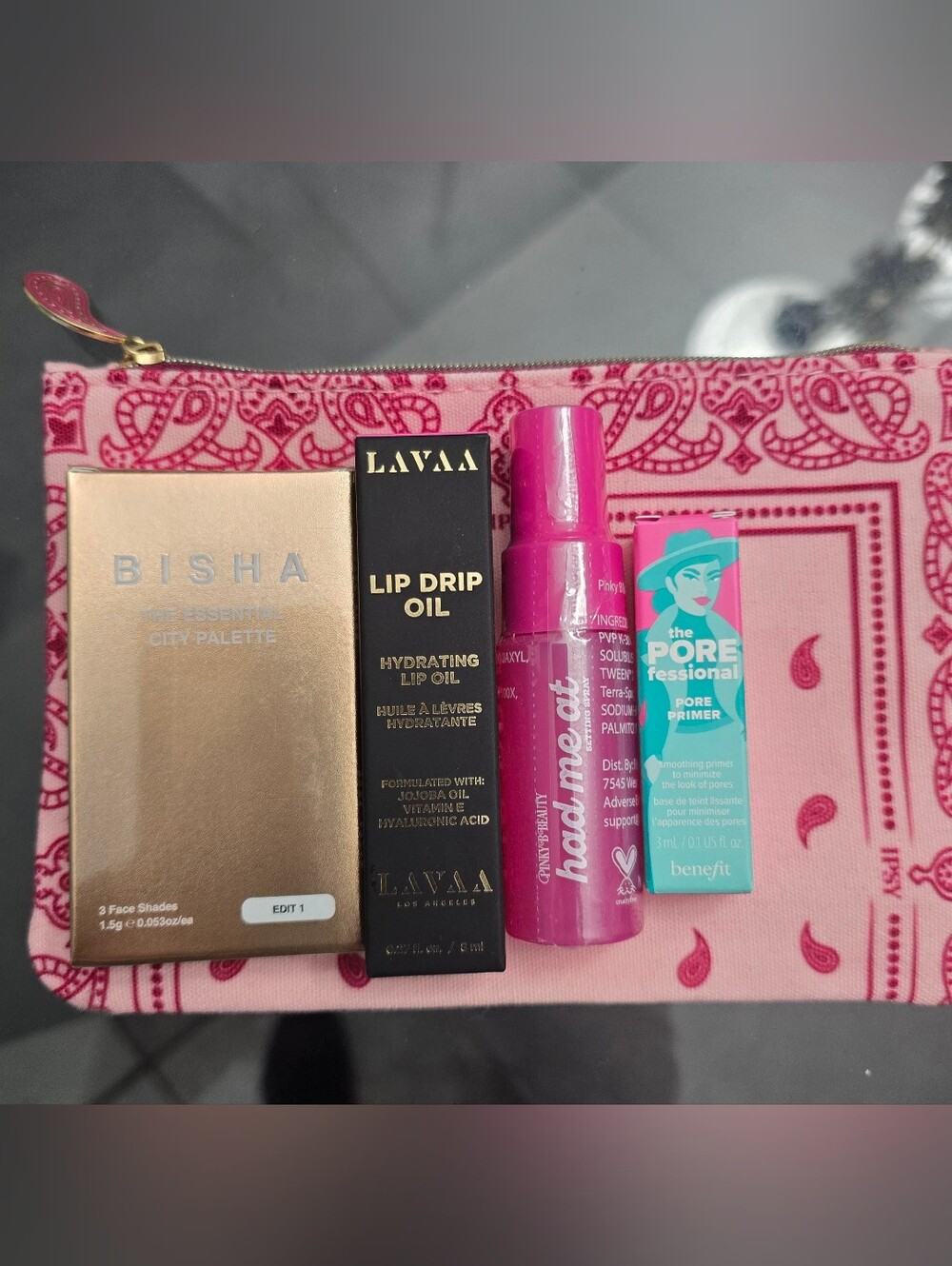 IPSY Product Bundle - Setting Spray, Pore Primer, Lip Drip Oil, Bisha Palette